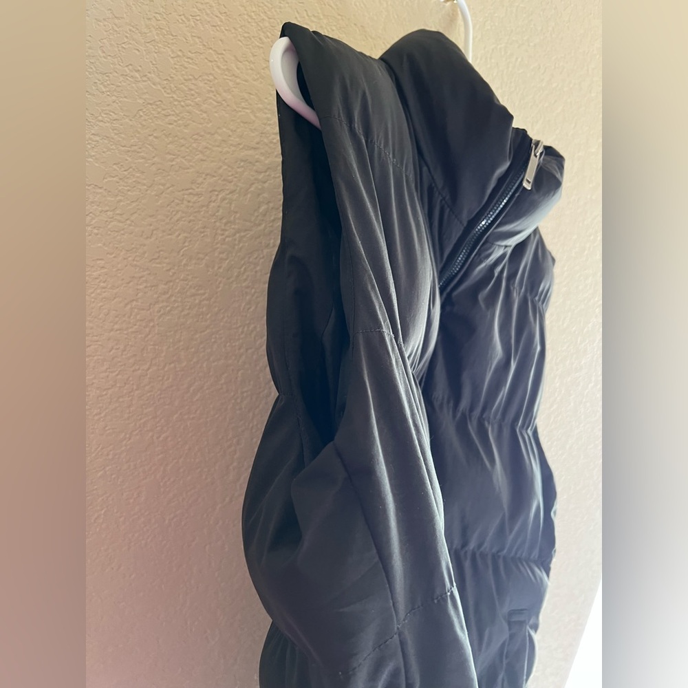 Shein Black Puffer Vest - Picture 5 of 6